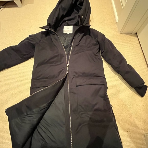 Minimum brand puffer coat. Black - Picture 7 of 8